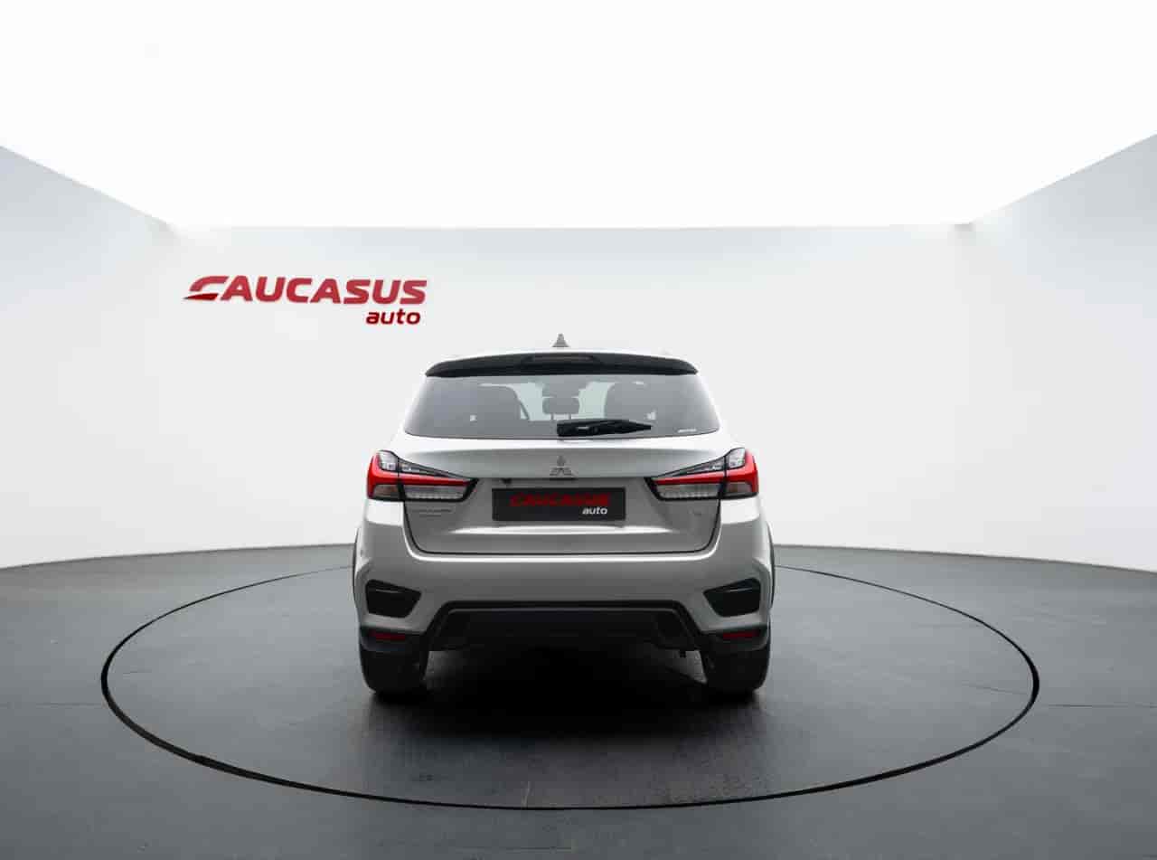 MITSUBISHI Outlander Sport - 5