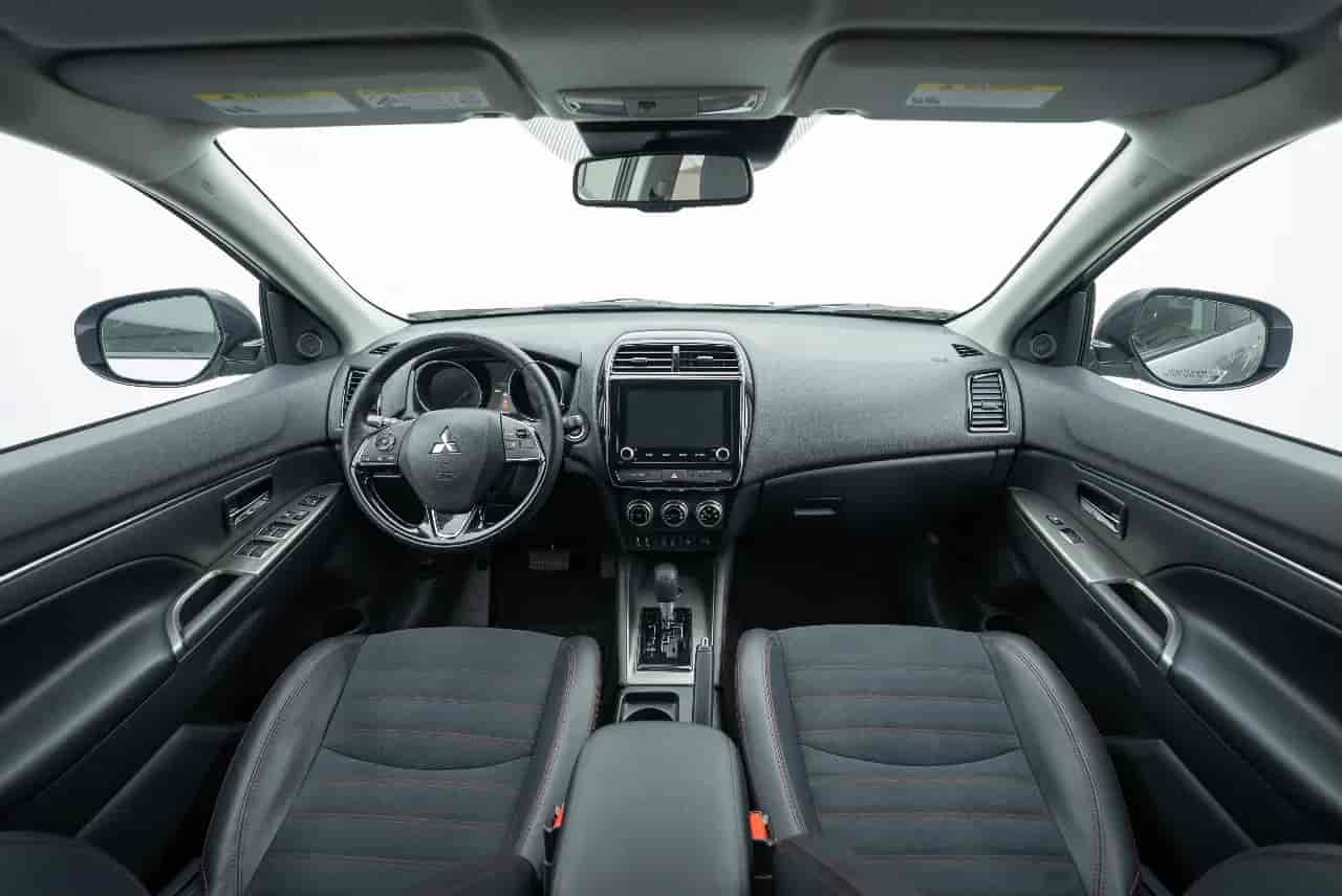 MITSUBISHI Outlander Sport - 9