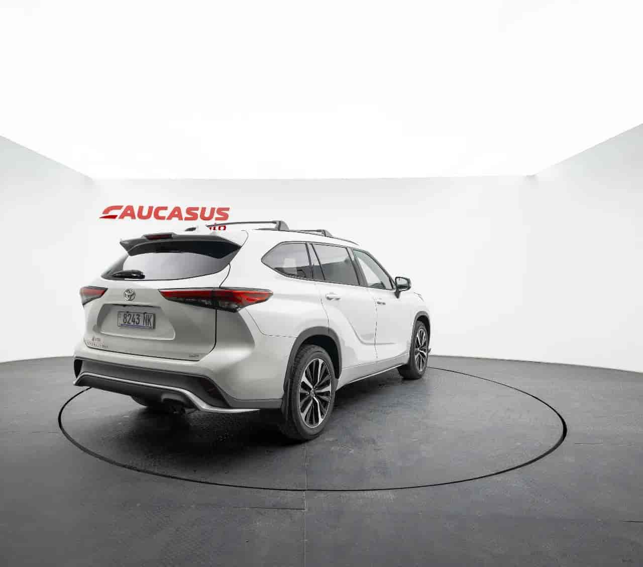 TOYOTA Highlander - 4