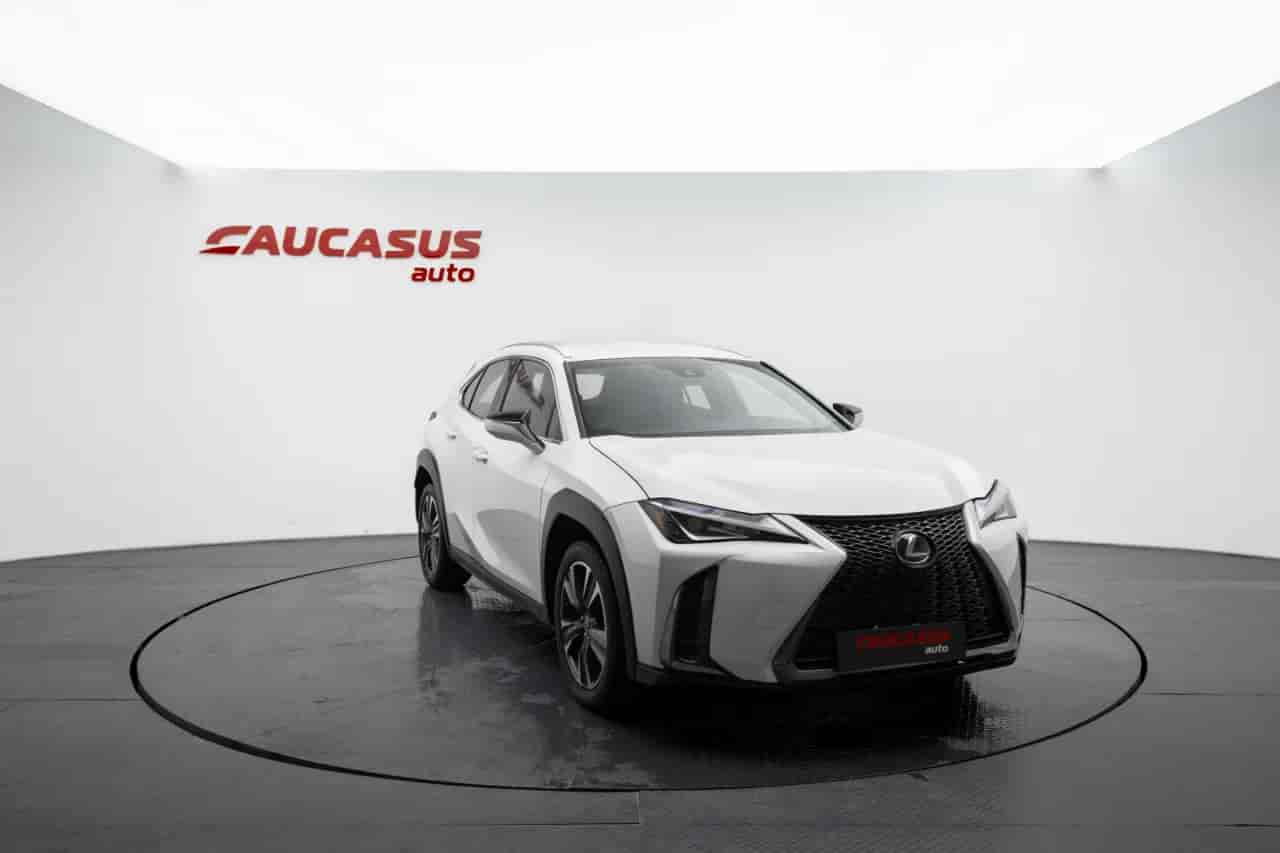 LEXUS UX - 3