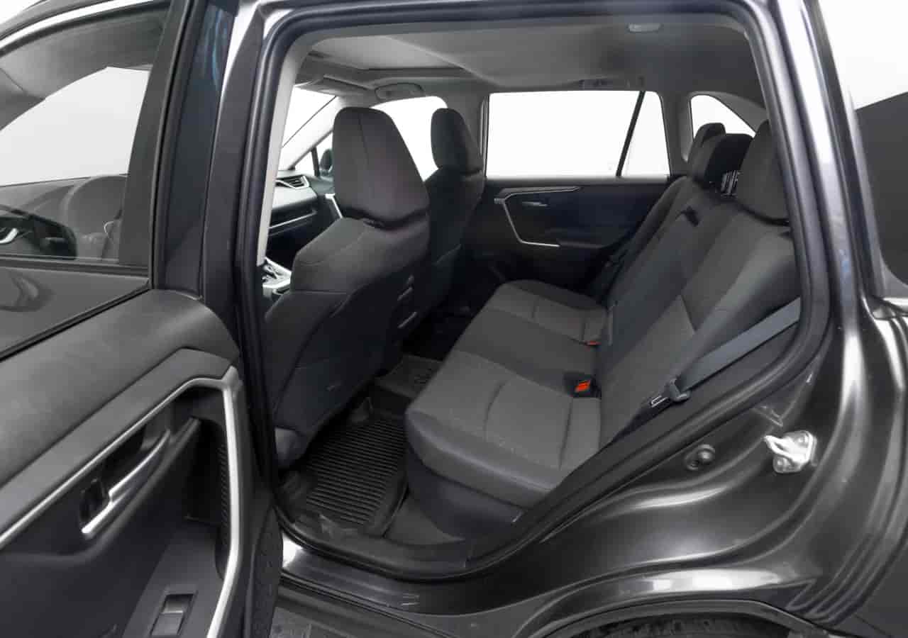 TOYOTA RAV4 - 8