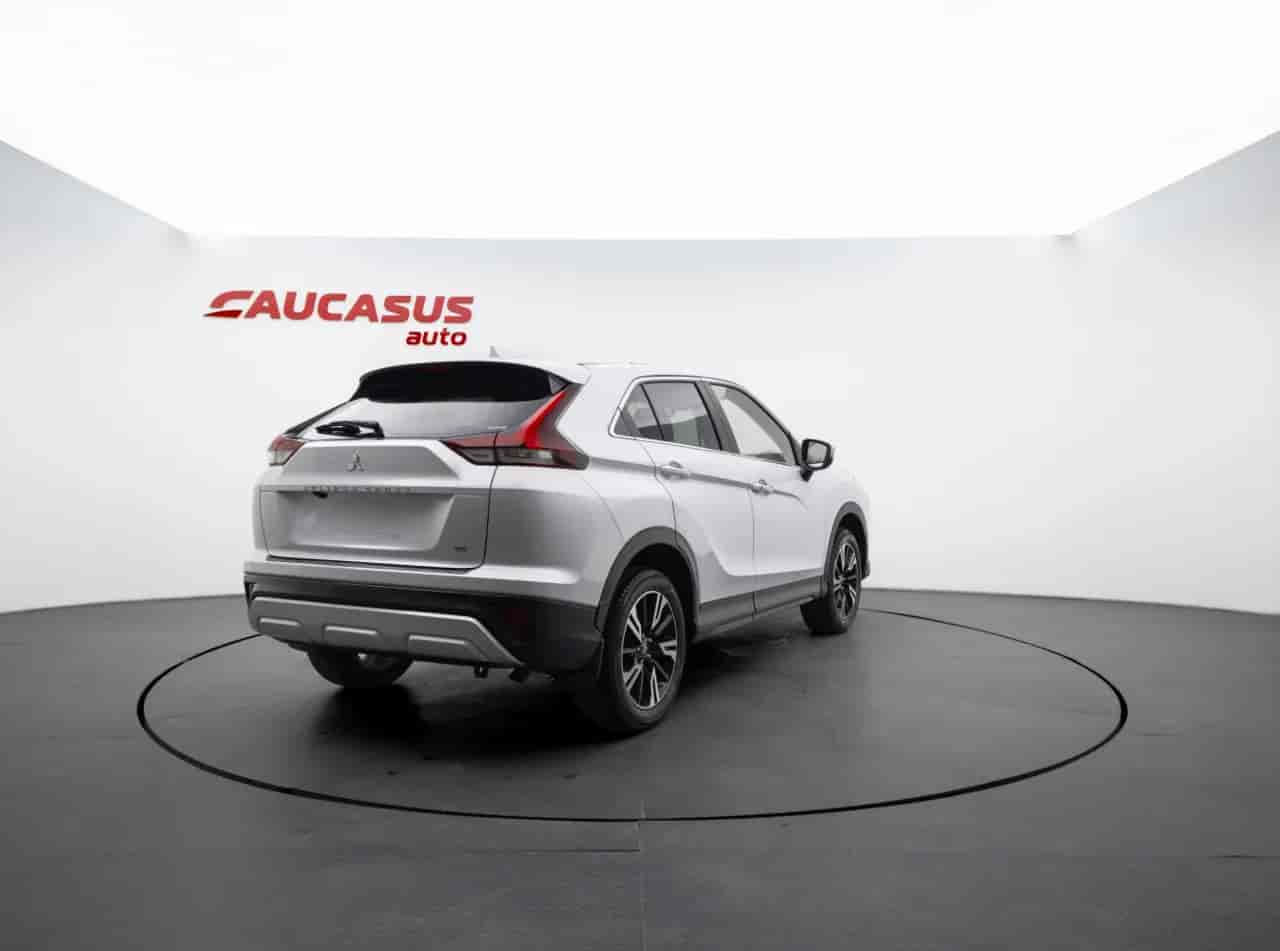 MITSUBISHI Eclipse Cross - 4