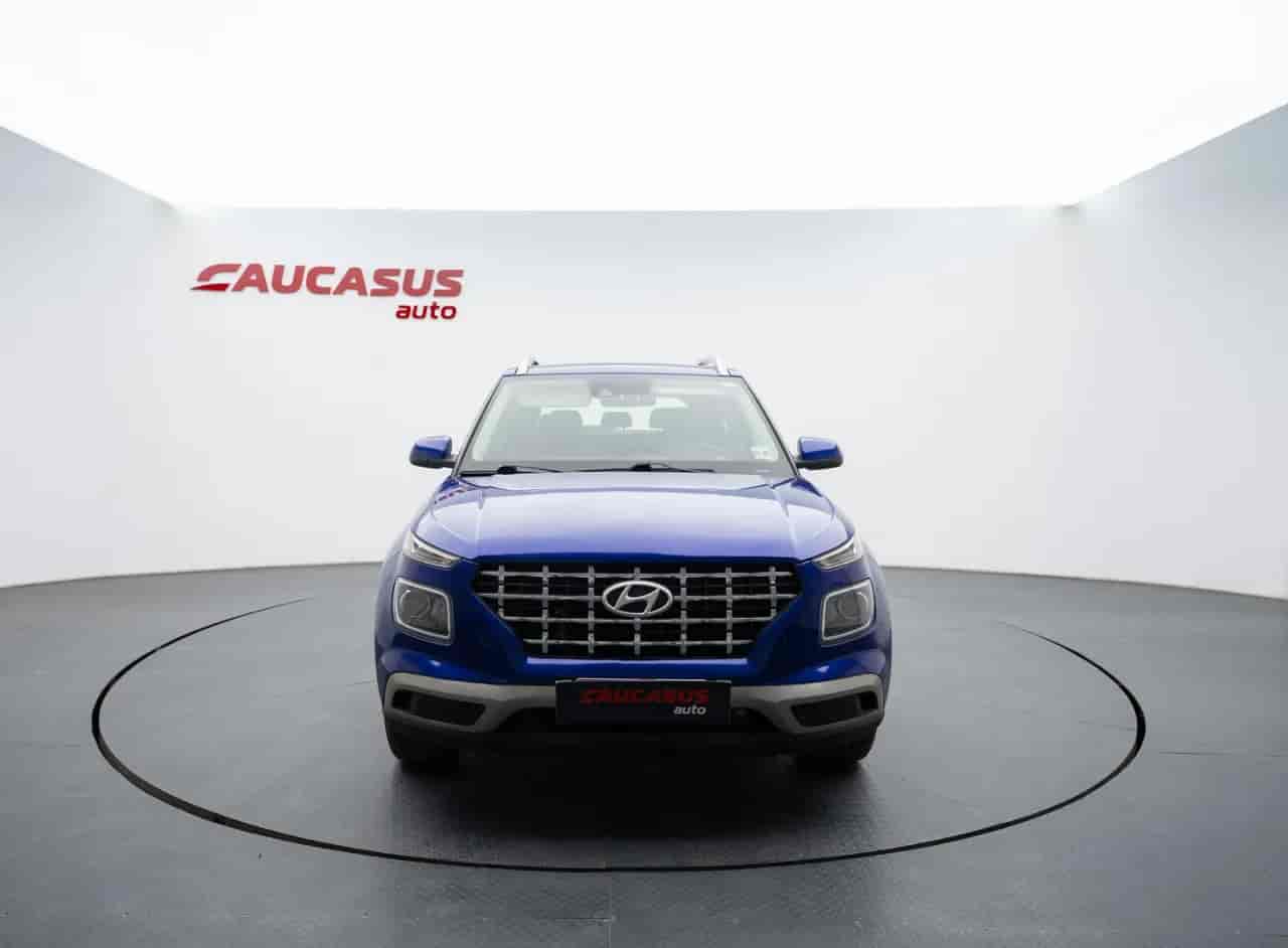 HYUNDAI Venue - 2
