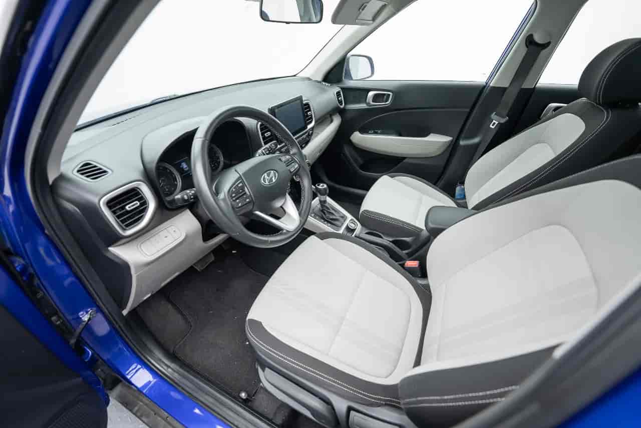 HYUNDAI Venue - 10