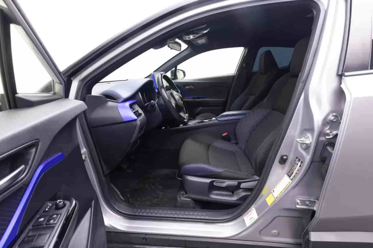 TOYOTA C-HR - 10