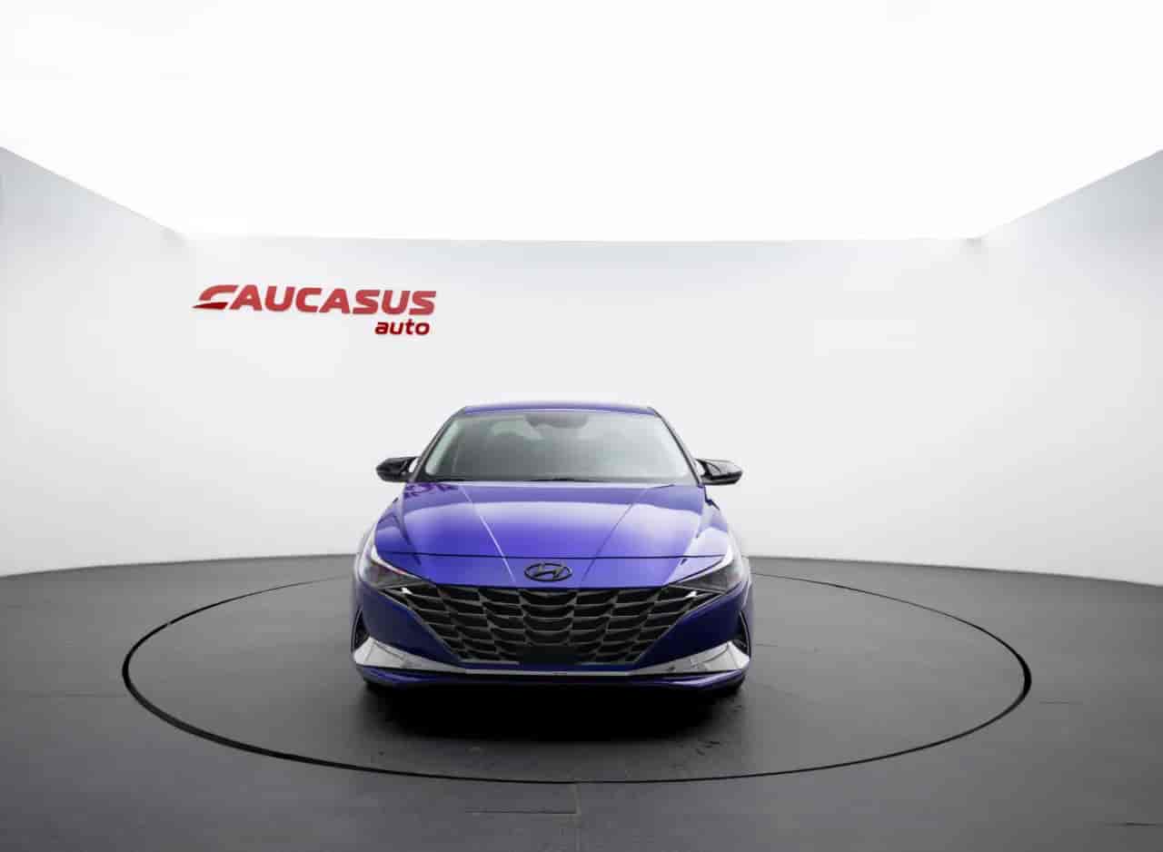 HYUNDAI Elantra - 2