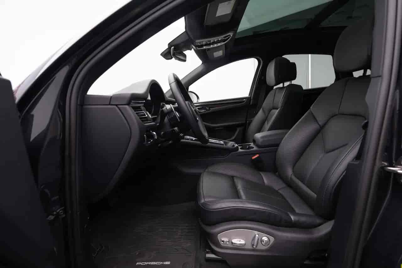 PORSCHE Macan - 9