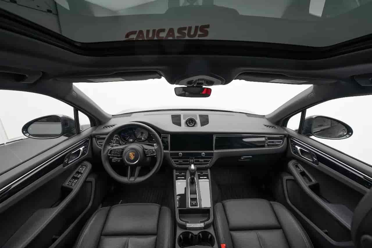 PORSCHE Macan - 8