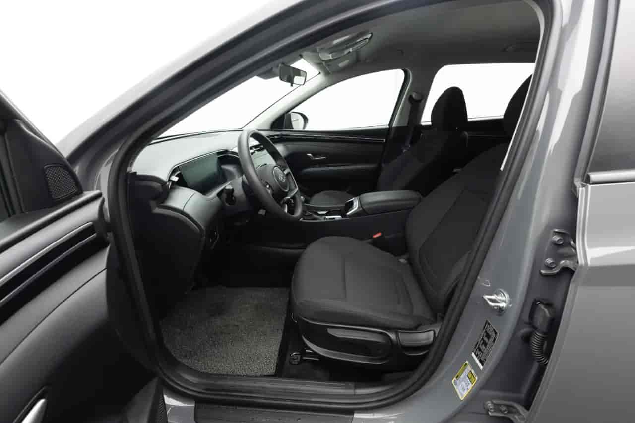 HYUNDAI Tucson - 10
