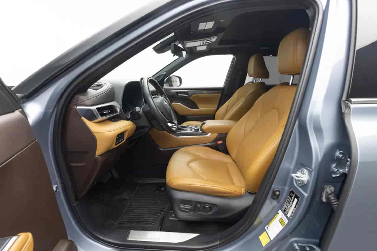 TOYOTA Highlander - 10