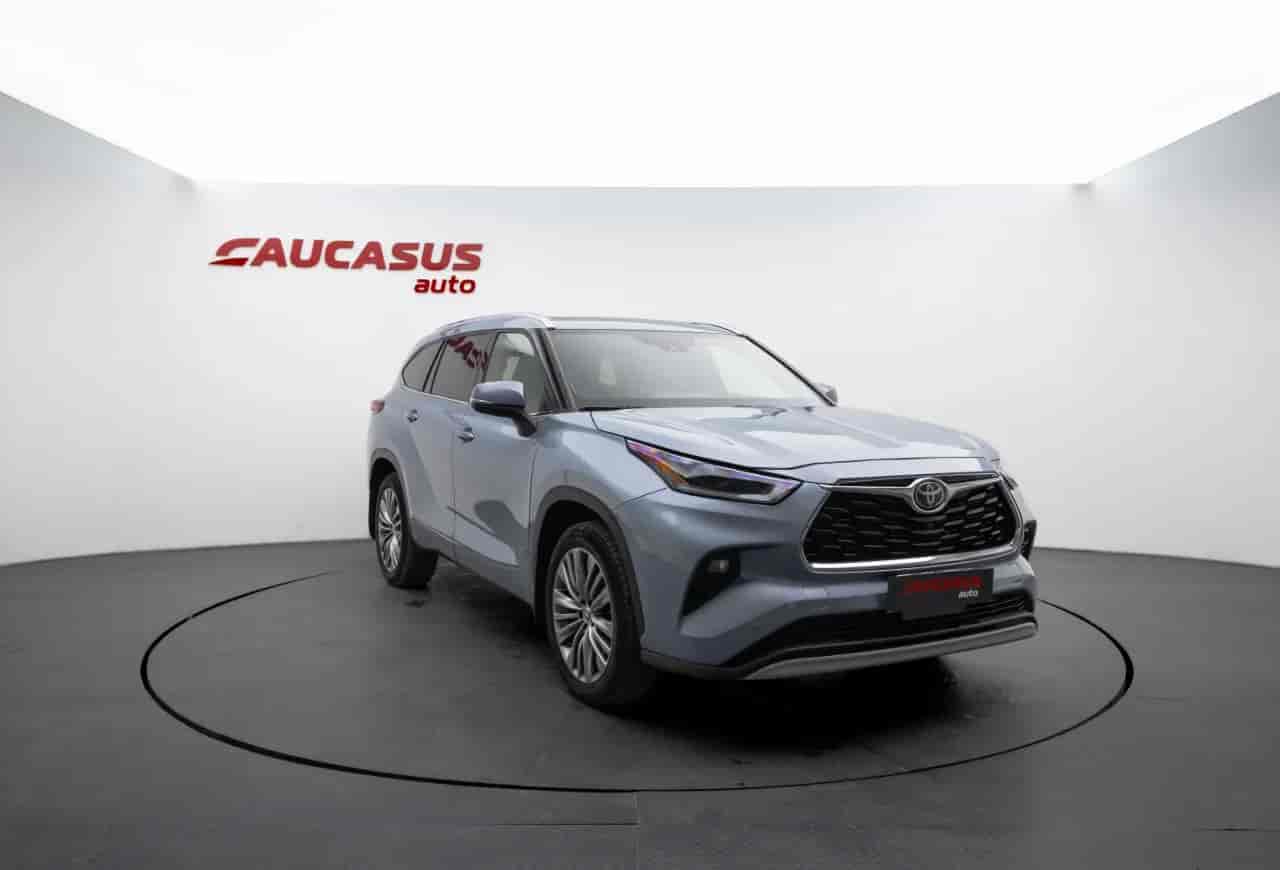 TOYOTA Highlander - 3