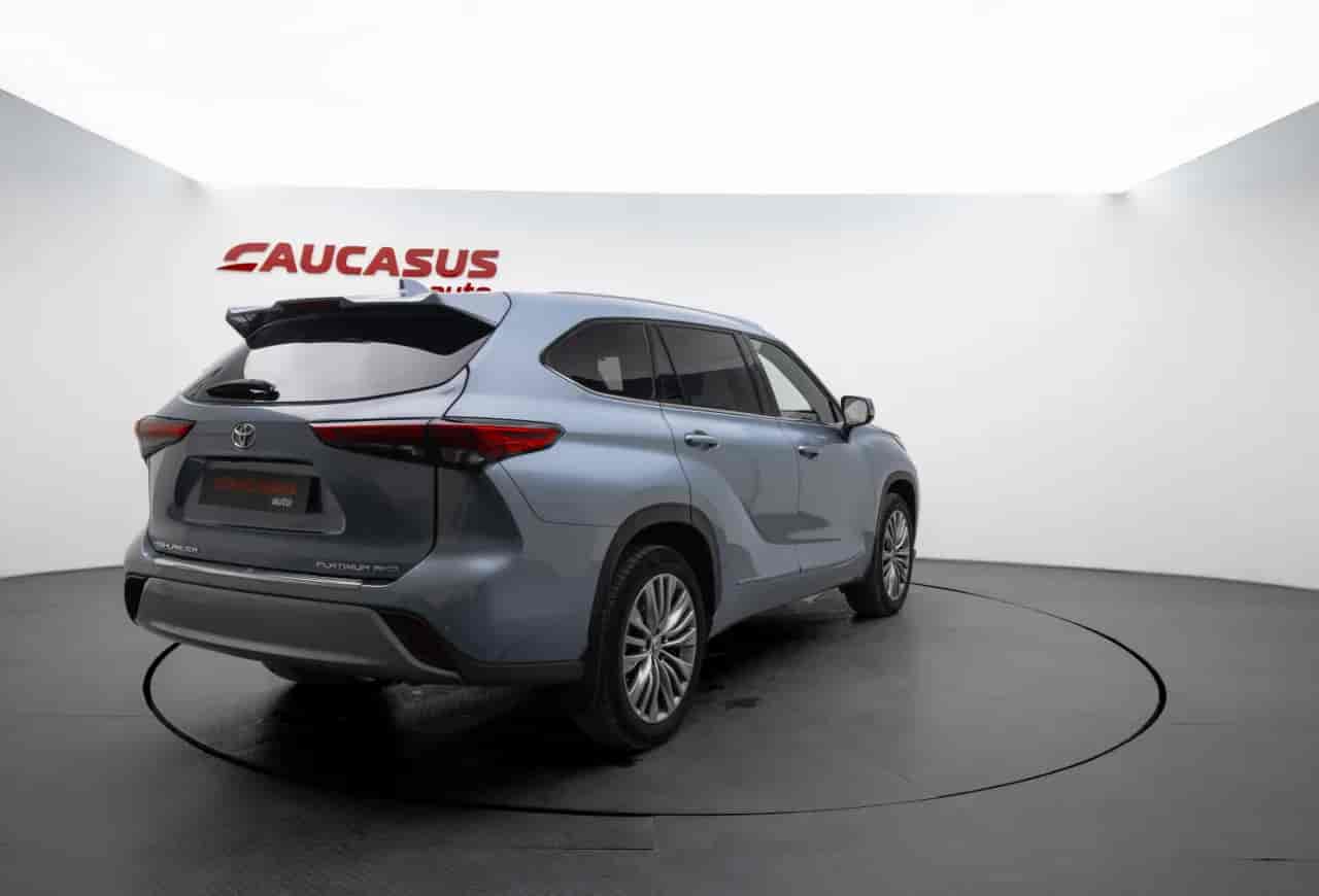 TOYOTA Highlander - 4