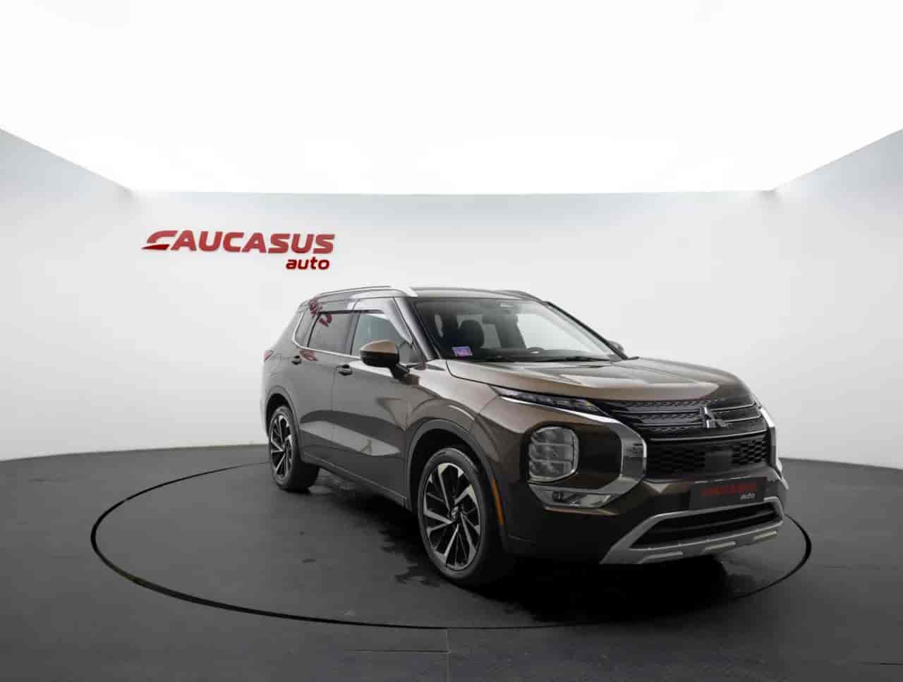 MITSUBISHI Outlander - 3