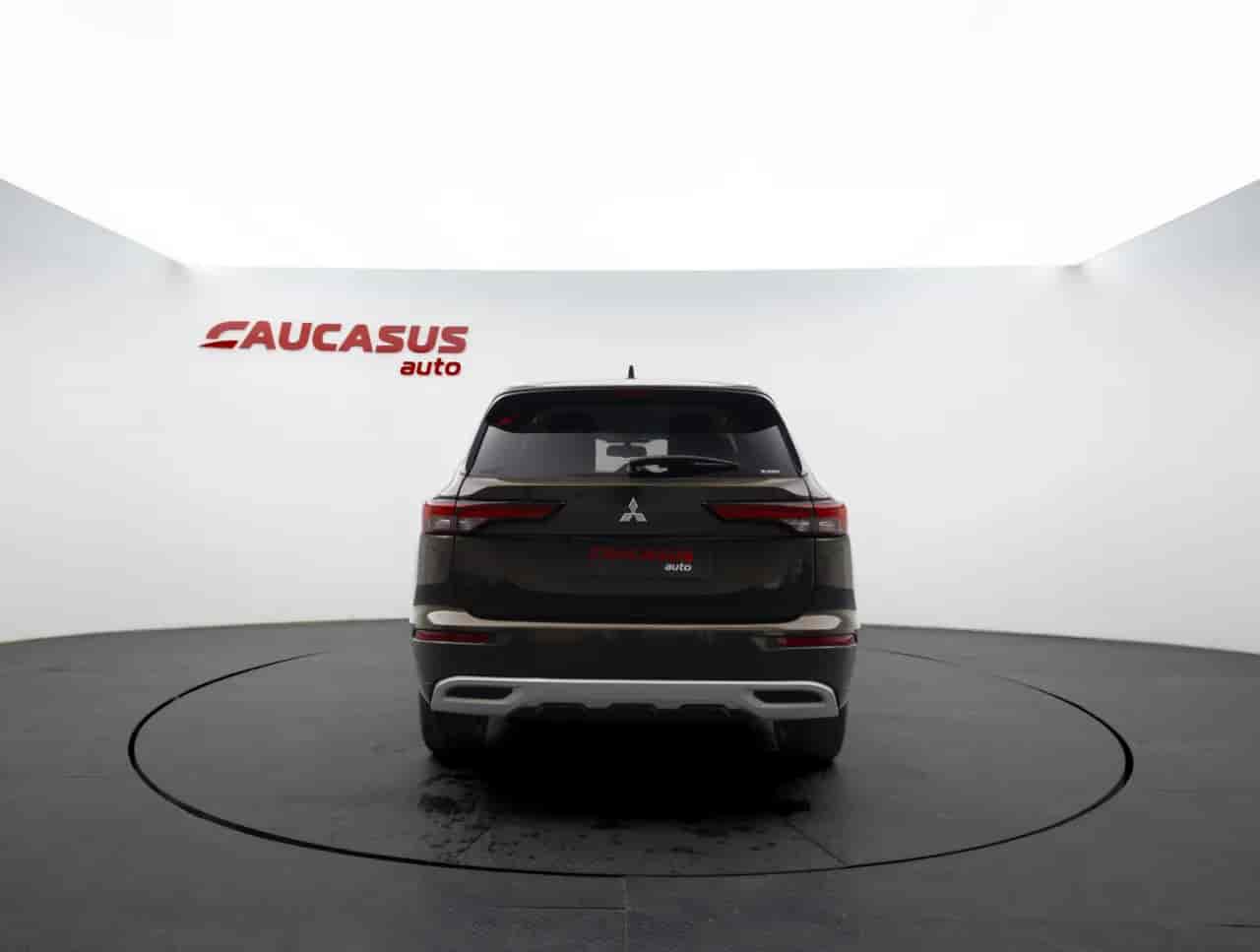 MITSUBISHI Outlander - 5