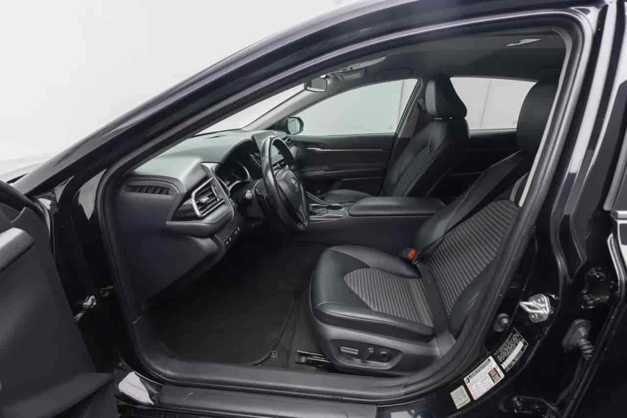 TOYOTA Camry - 10