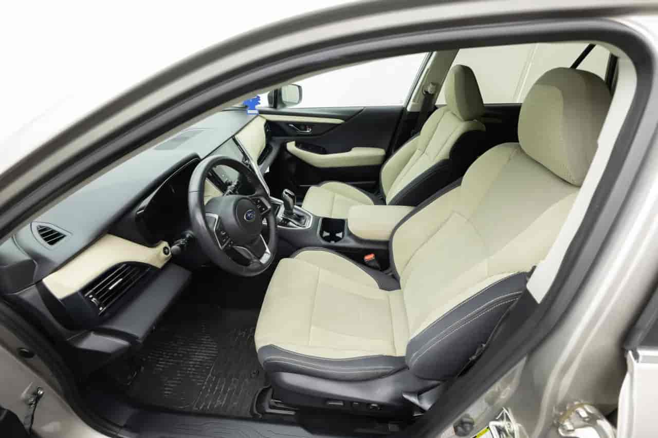 SUBARU Outback - 10