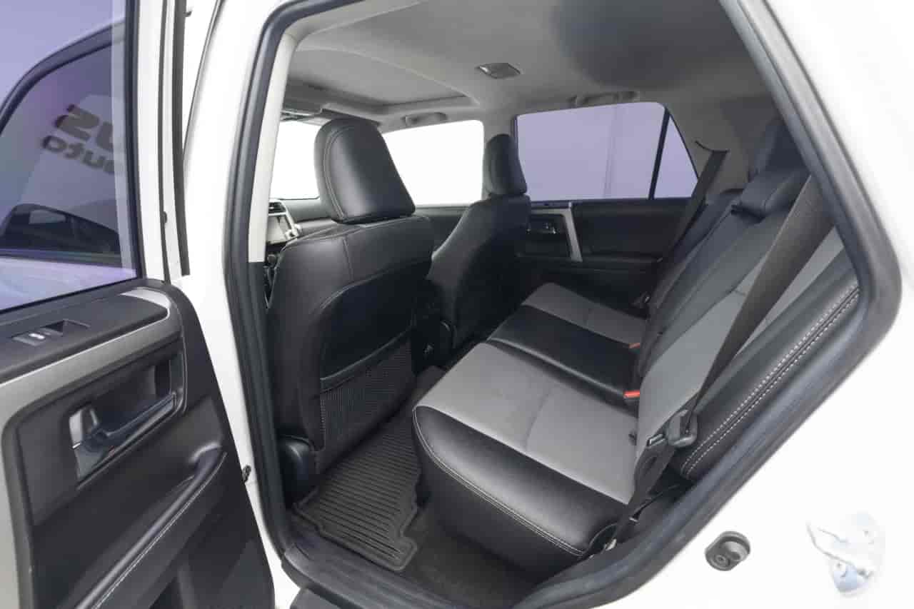 TOYOTA 4-Runner - 8