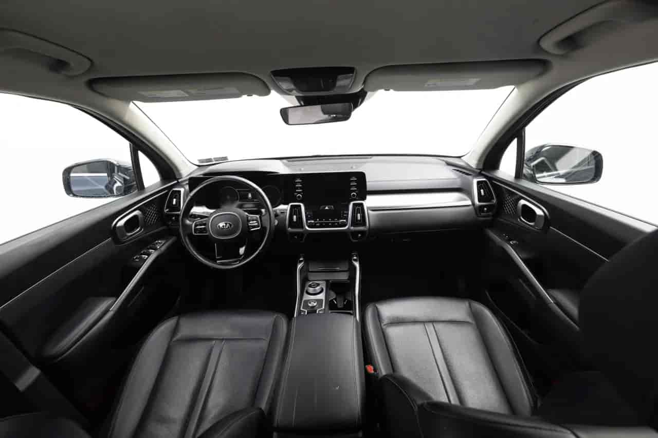 KIA Sorento - 8
