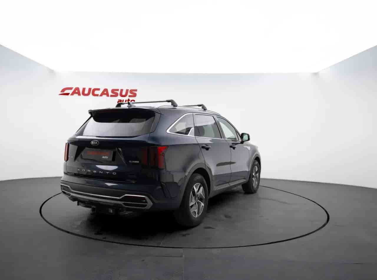 KIA Sorento - 4