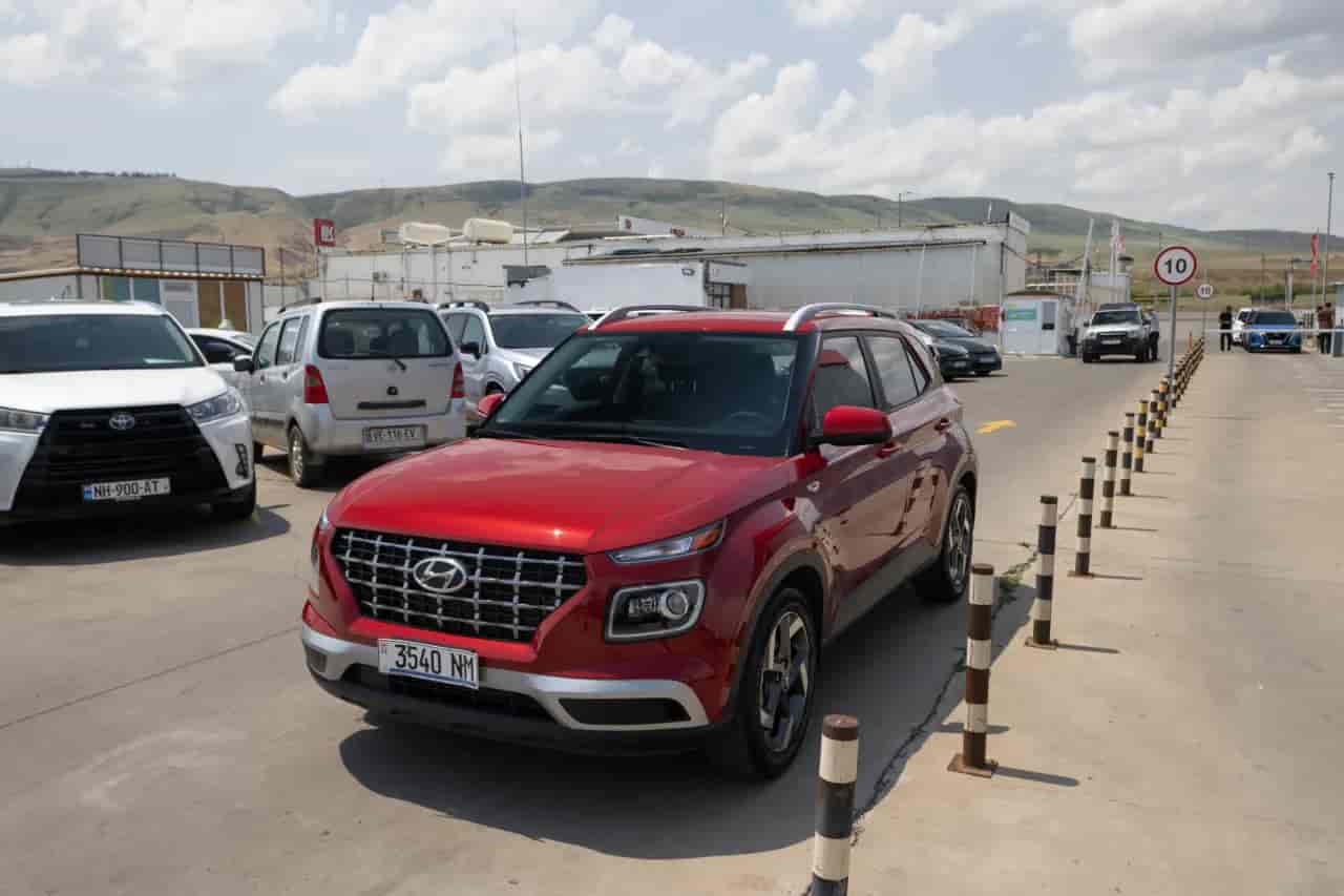 HYUNDAI Venue - 1