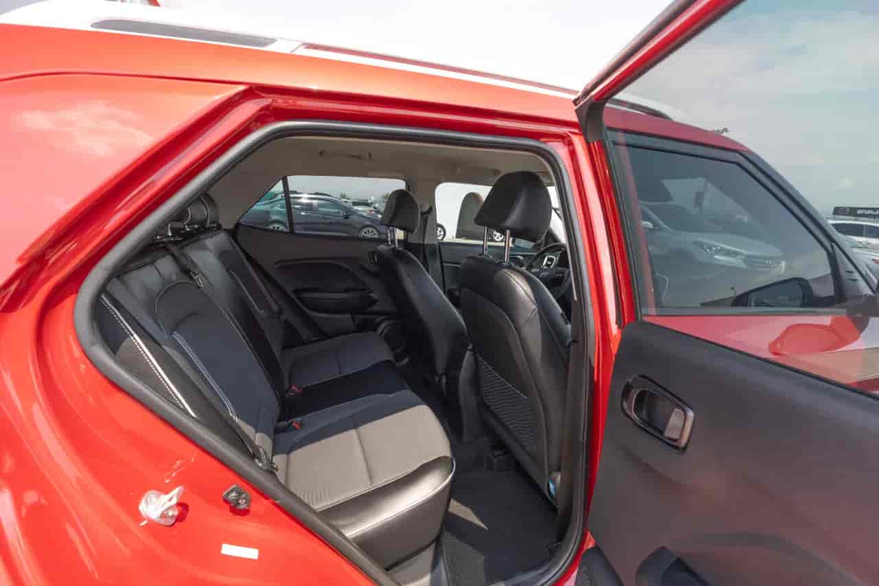 HYUNDAI Venue - 8