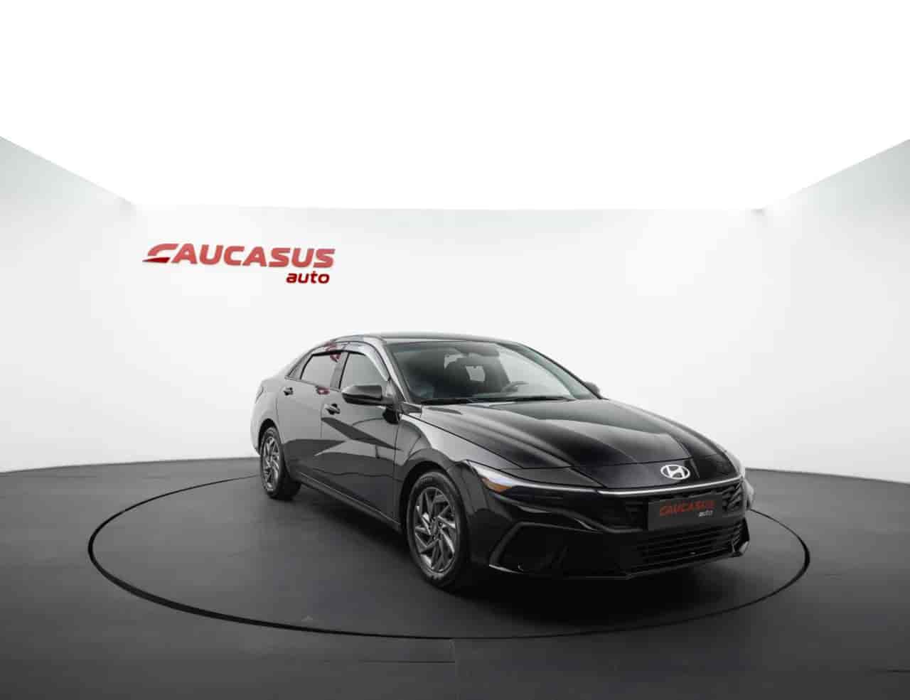 HYUNDAI Elantra - 3
