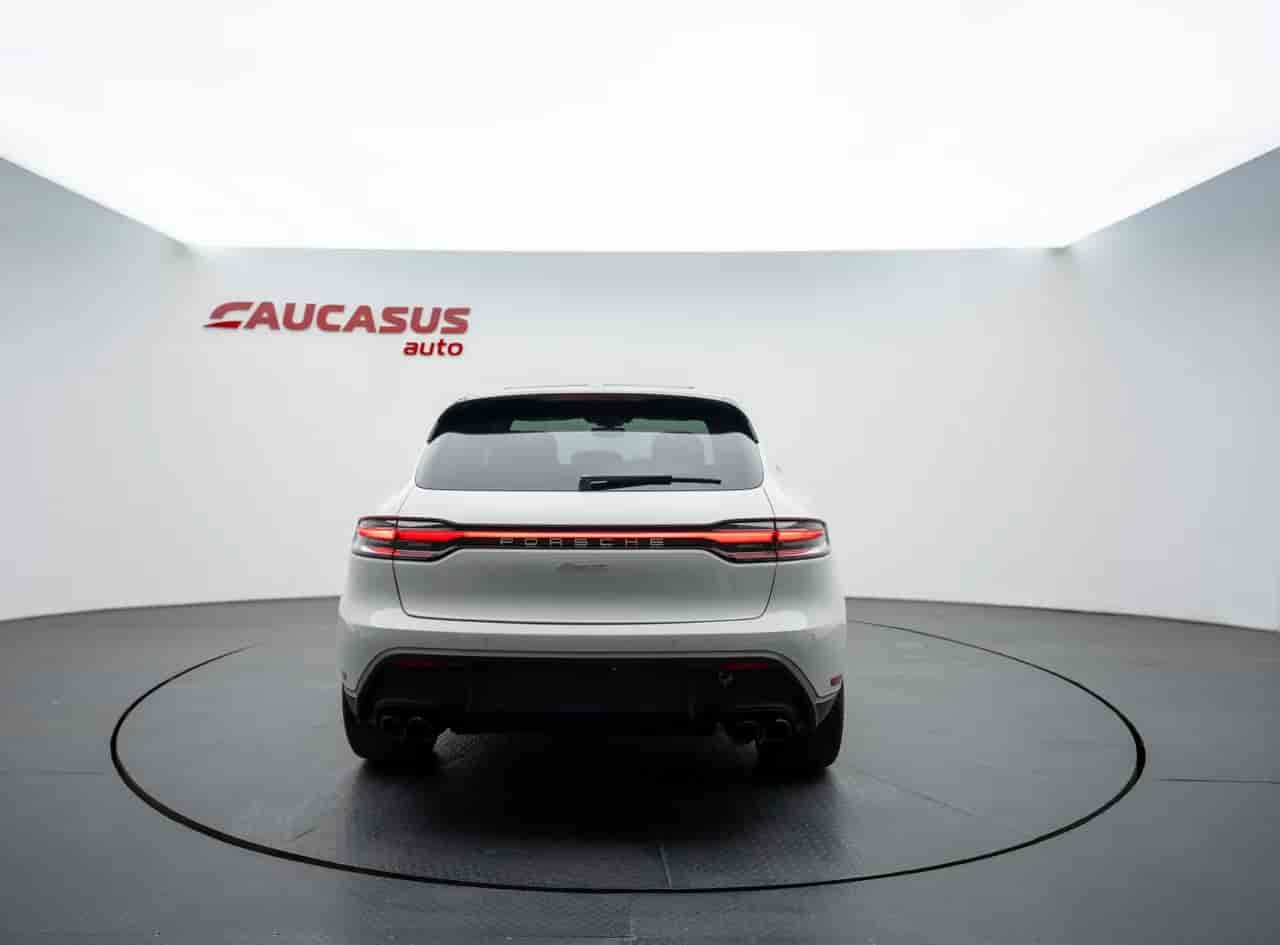 PORSCHE Macan - 5