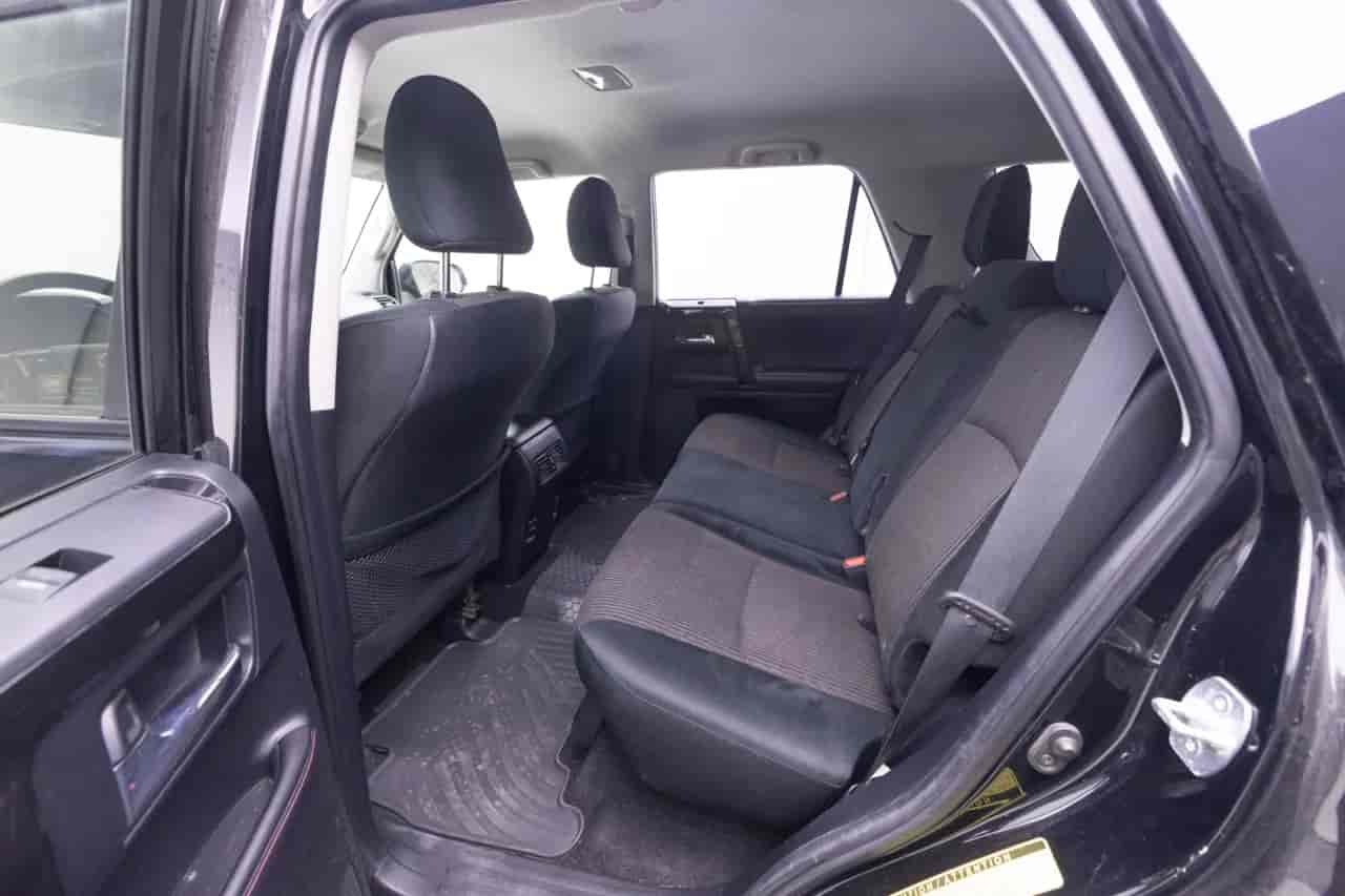 TOYOTA 4-Runner - 8