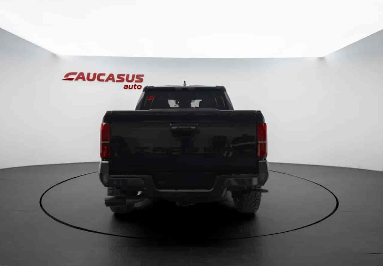 TOYOTA Tacoma - 5