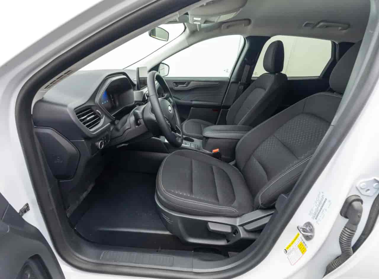 FORD Escape - 10