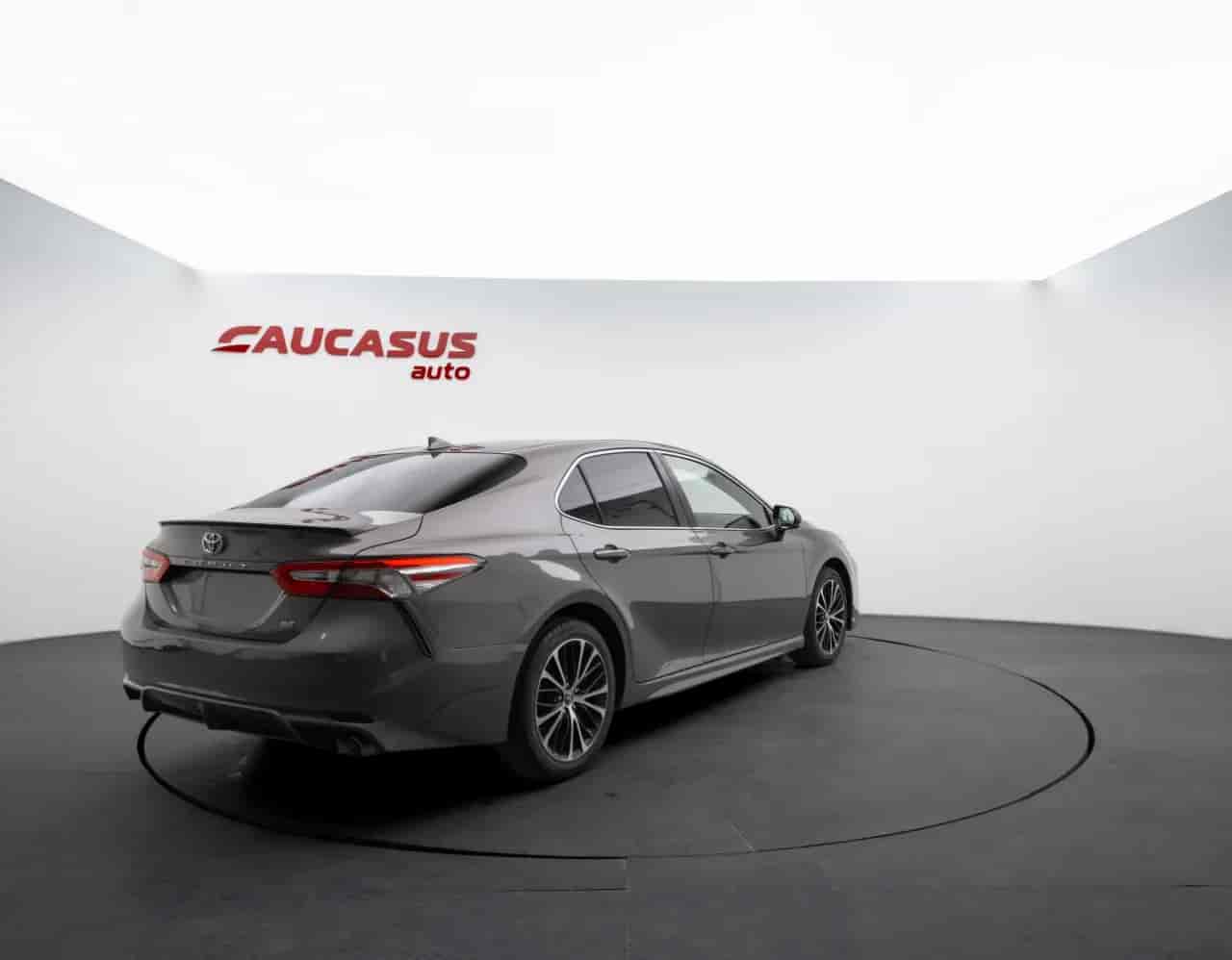 TOYOTA Camry - 4