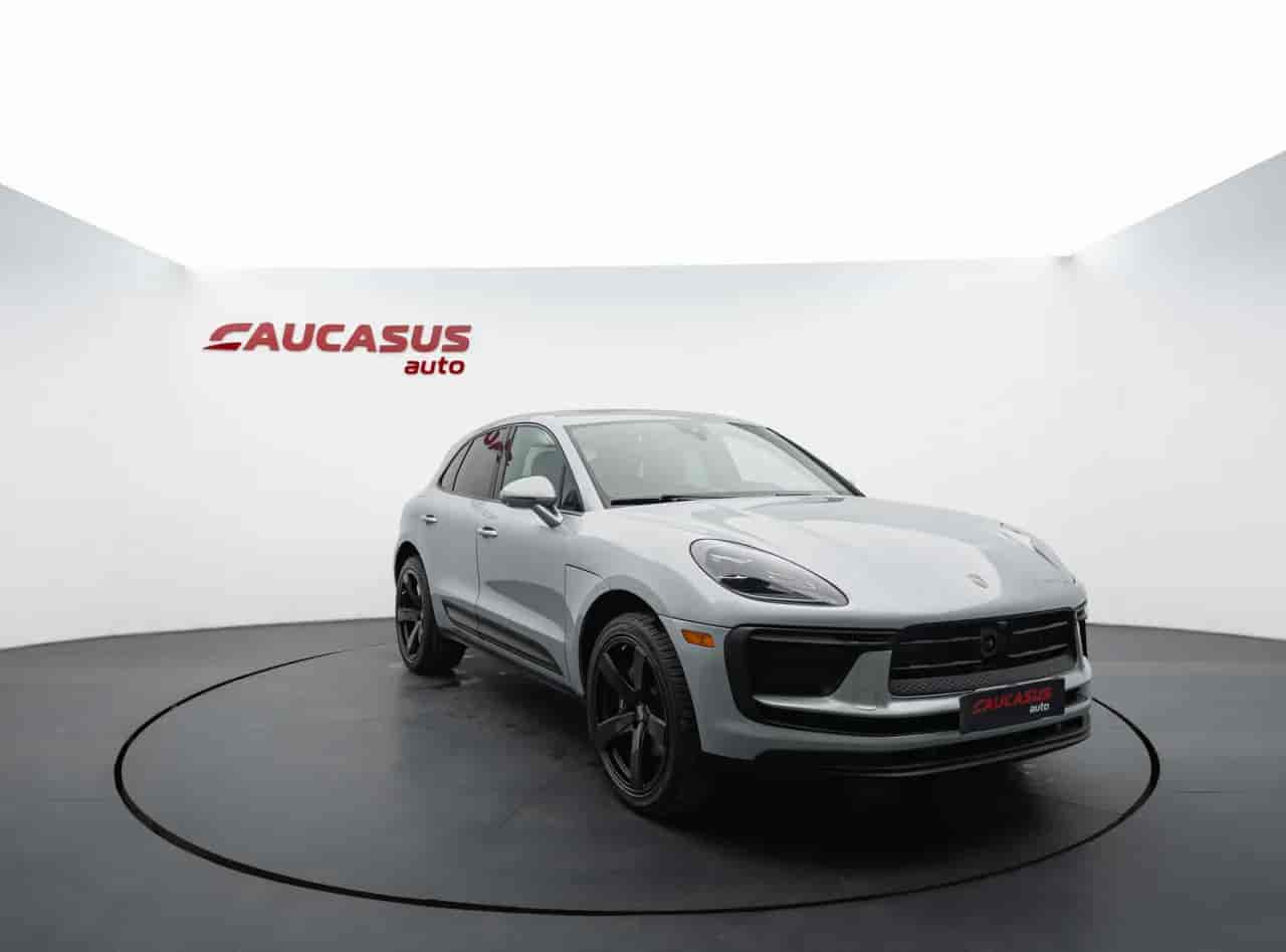 PORSCHE Macan - 3