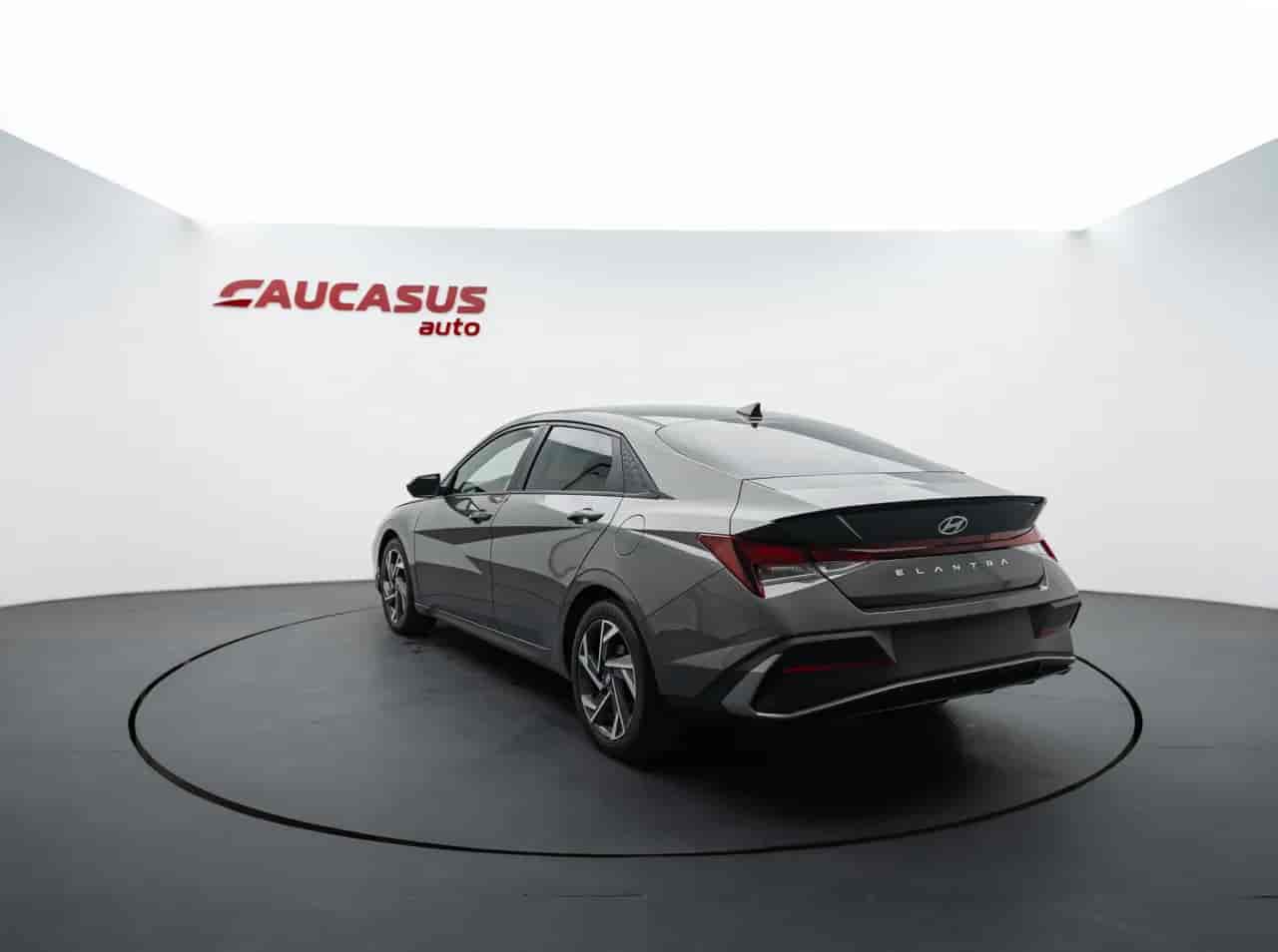 HYUNDAI Elantra - 6