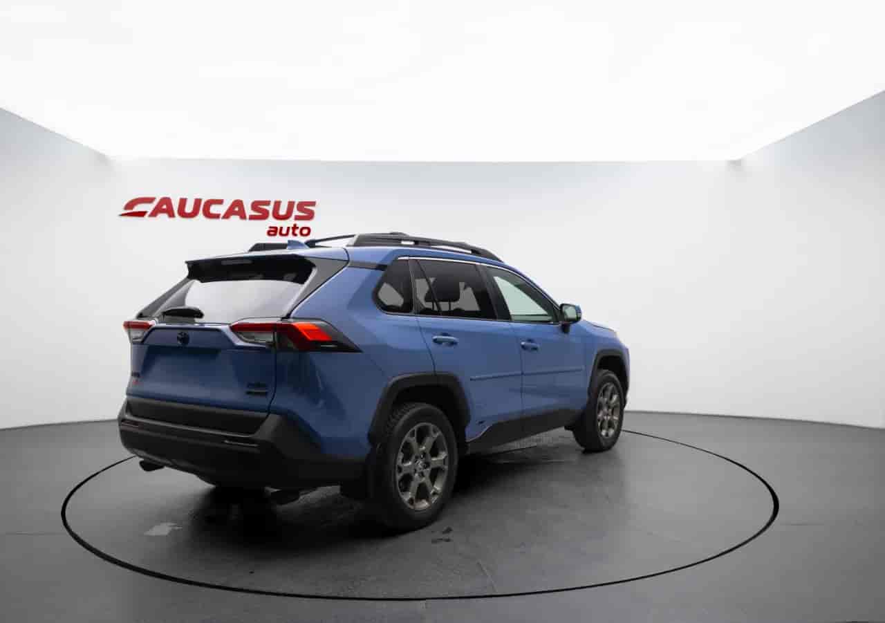 TOYOTA RAV4 - 4