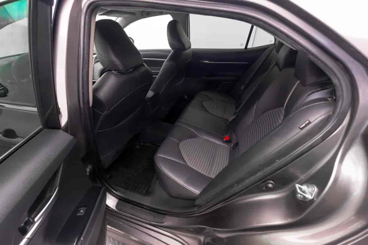 TOYOTA Camry - 8