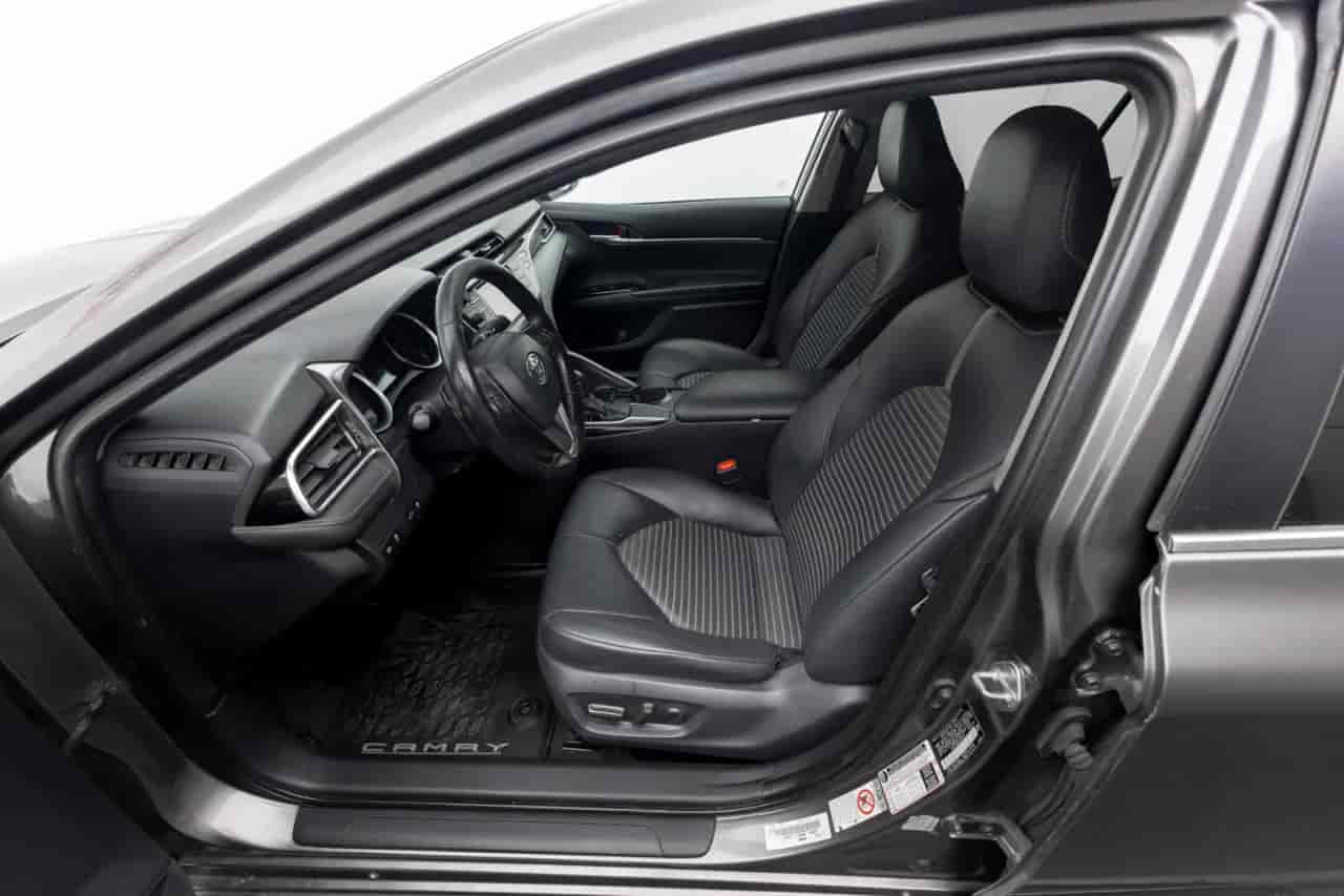 TOYOTA Camry - 10