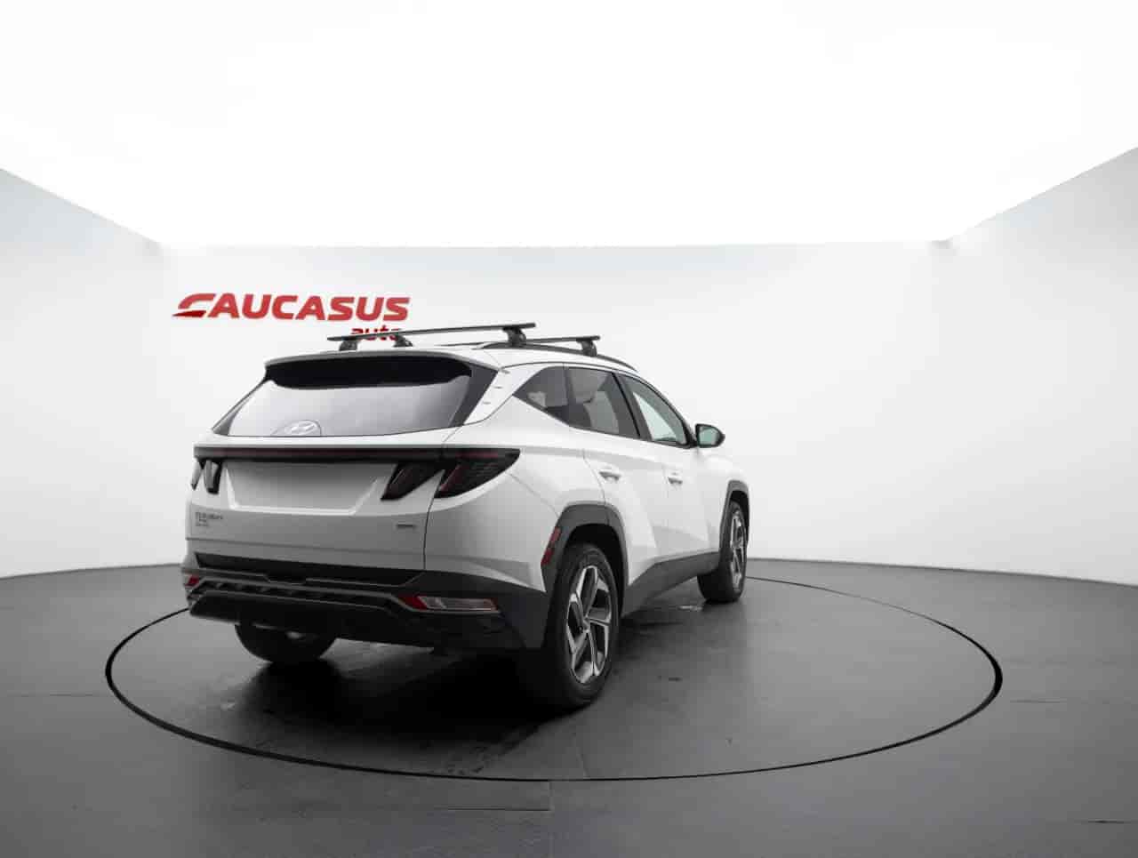 HYUNDAI Tucson - 4