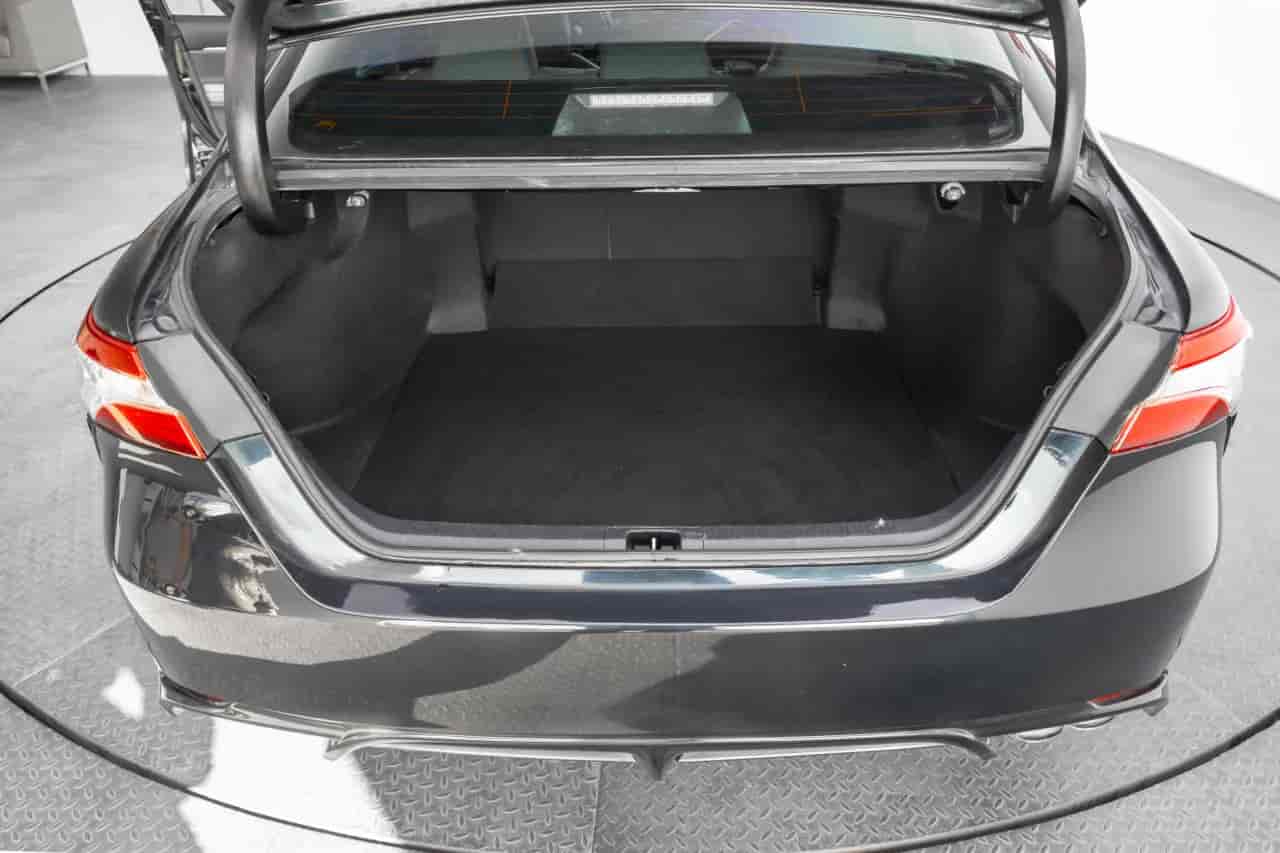 TOYOTA Camry - 10