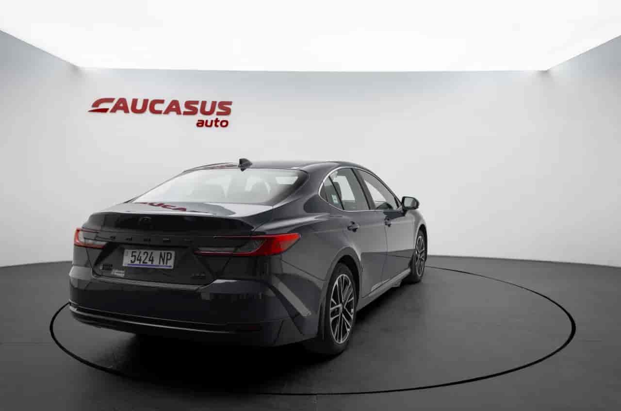 TOYOTA Camry - 4