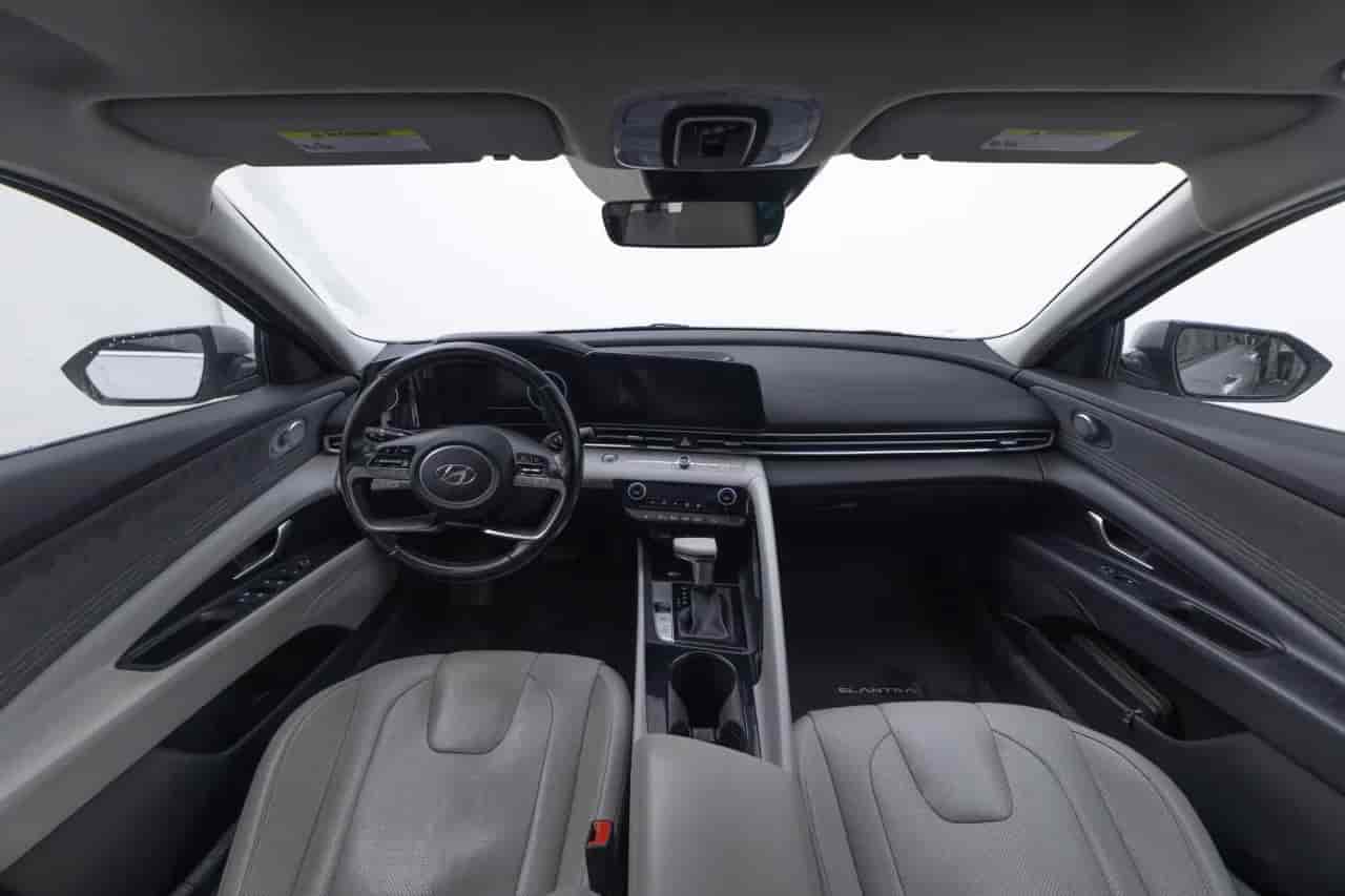 HYUNDAI Elantra - 9