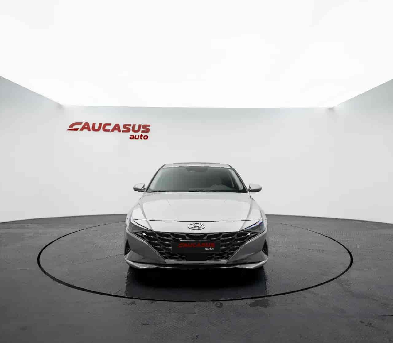 HYUNDAI Elantra - 2