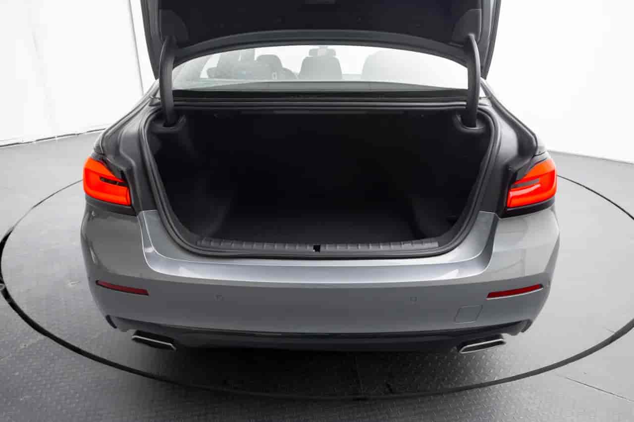 BMW 530i - 7