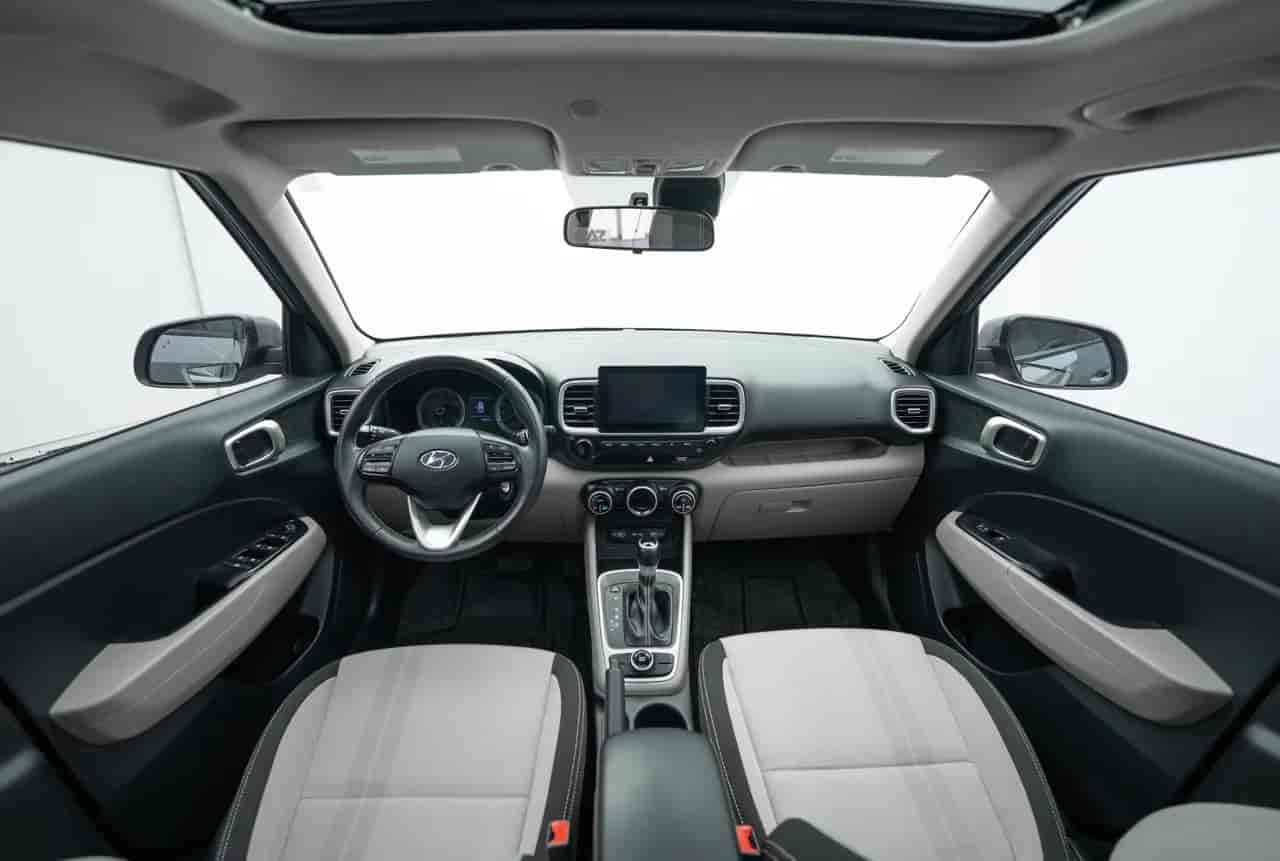 HYUNDAI Venue - 9