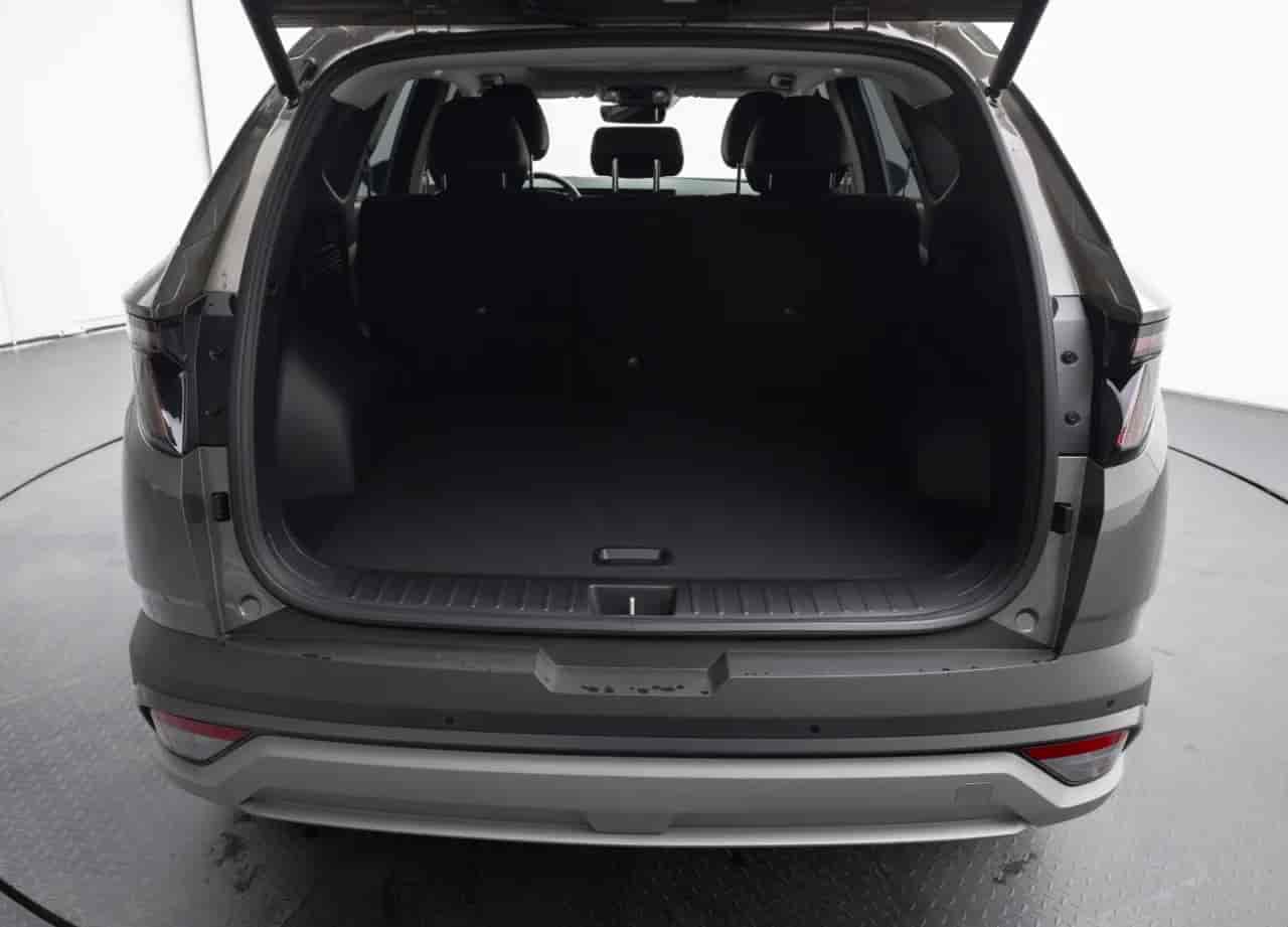 HYUNDAI Tucson - 7