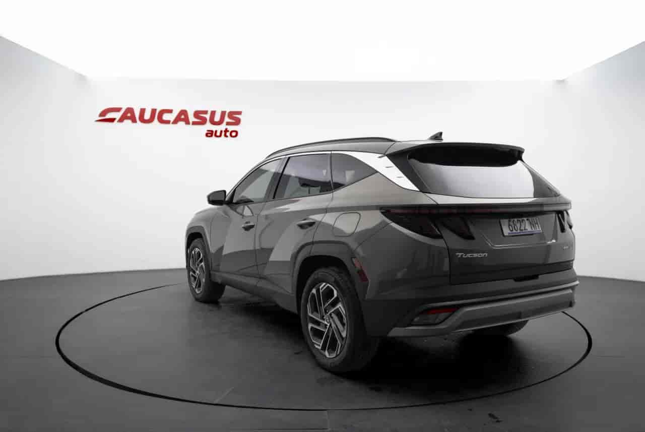 HYUNDAI Tucson - 6