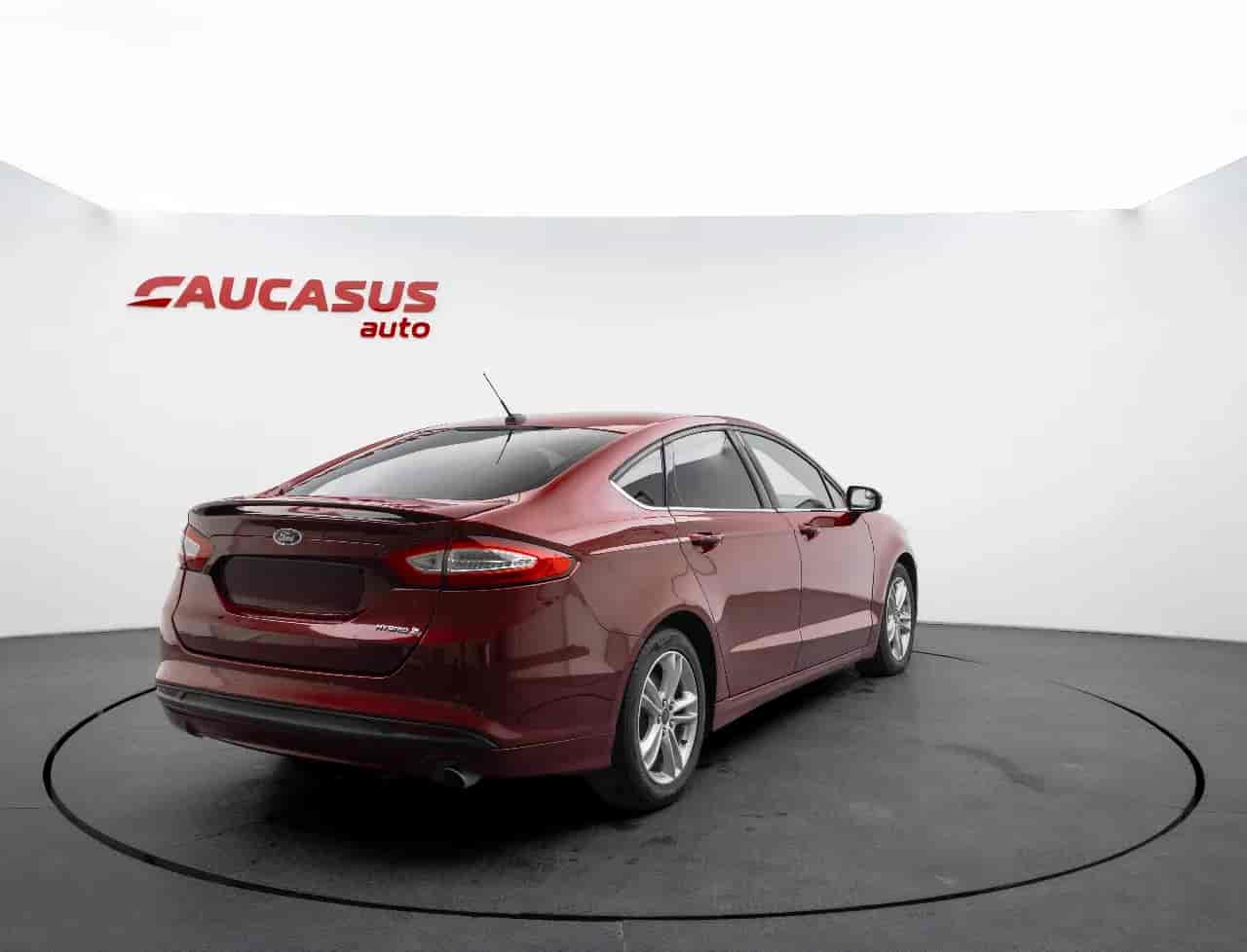 FORD Fusion - 4