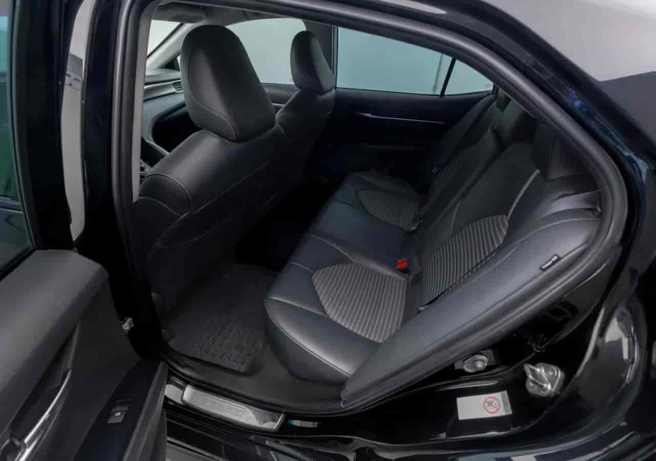 TOYOTA Camry - 8