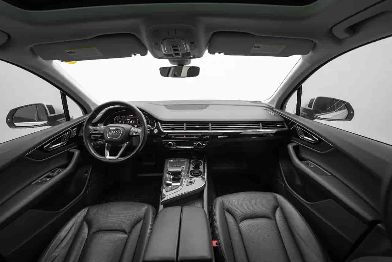 AUDI Q7 - 9