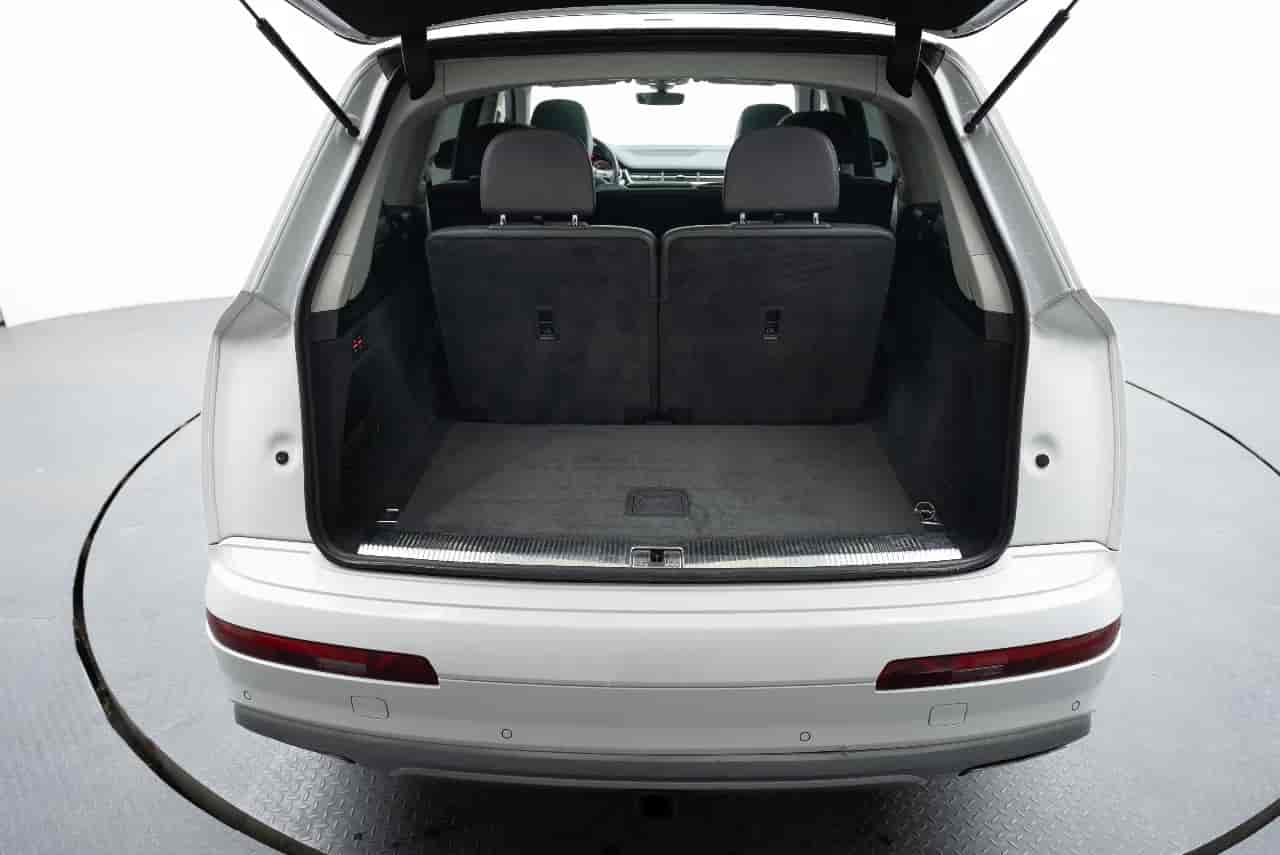 AUDI Q7 - 7