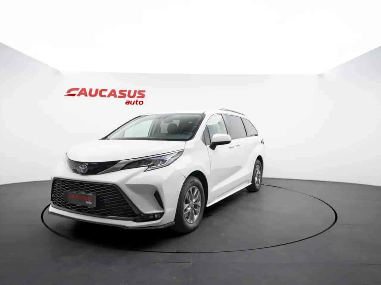 TOYOTA Sienna - 1